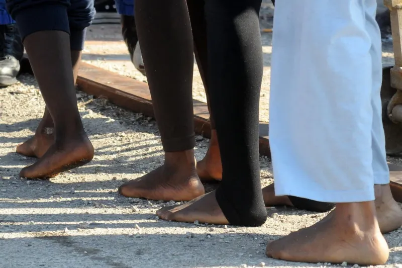 Klepli im po prstoch! Francúzska polícia zadržala podozrivých z pašovania migrantov cez Lamanš | Nový Čas