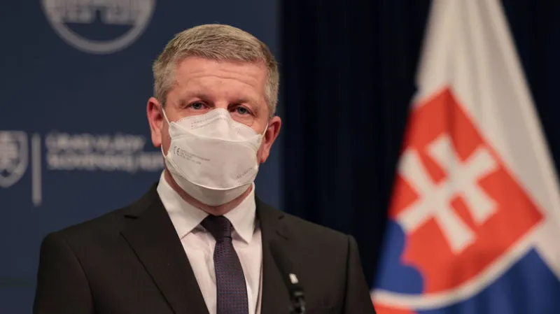 V noci doma, zavreté reštaurácie. Čo všetko sa zmestí koalícii do lockdownu?  - Domáce - Správy - Pravda