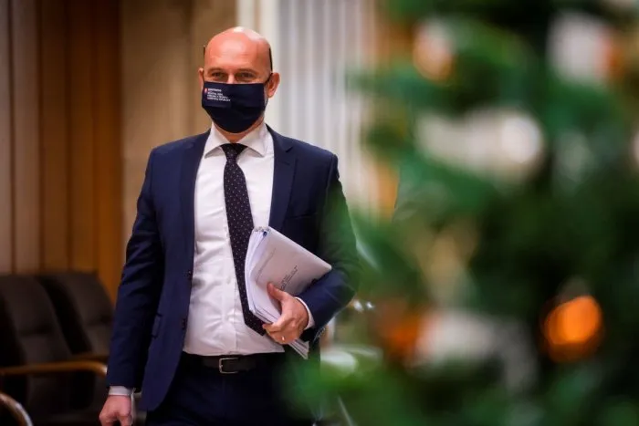 Mali by byť školy OTVORENÉ aj počas lockdownu? Gröhling to vysvetlil v ŠTYROCH bodoch!