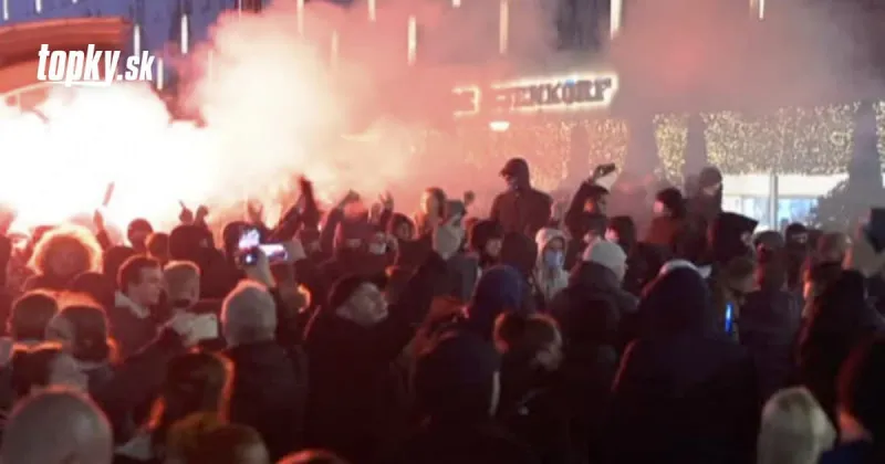 KORONAVÍRUS Za výtržnosti sa musí pykať: Do väzenia poslali prvých ľudí z protestov proti obmedzeniam | Topky.sk