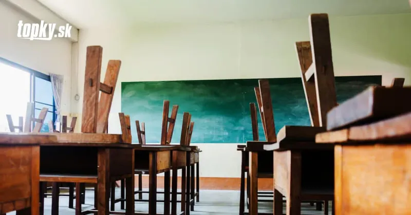 V okrese Rožňava pre pandémiu KORONAVÍRUSU zatvoria stredné školy a 2. stupeň ZŠ | Topky.sk