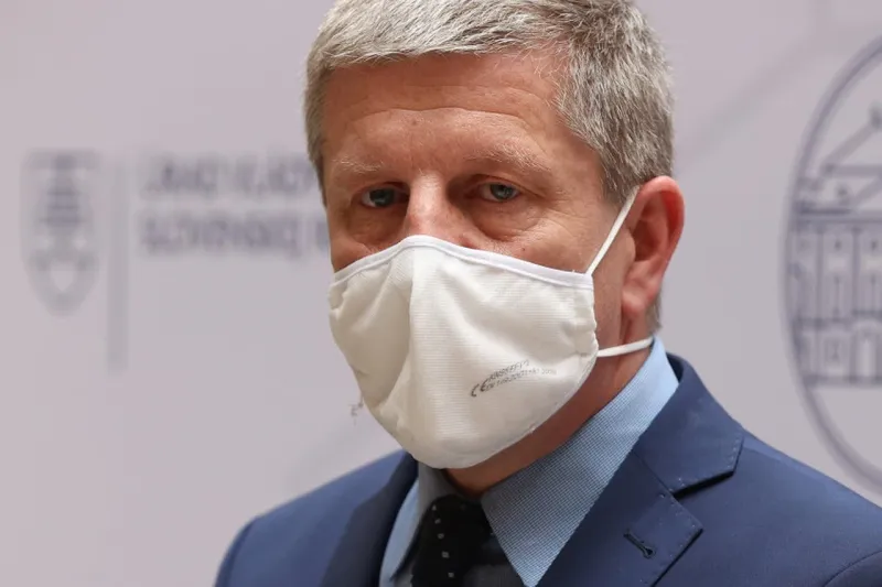 Koaličná rada bude rokovať o opatreniach: Predĺžia lockdown?! | Nový Čas