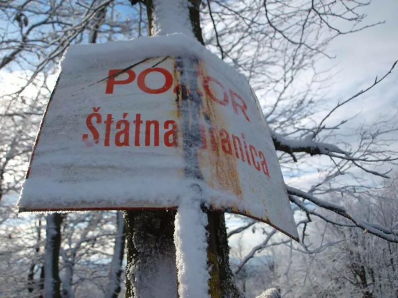 Ukrajina dodrží pravidlo preberania migrantov v prípade ich prieniku na Slovensko - SME