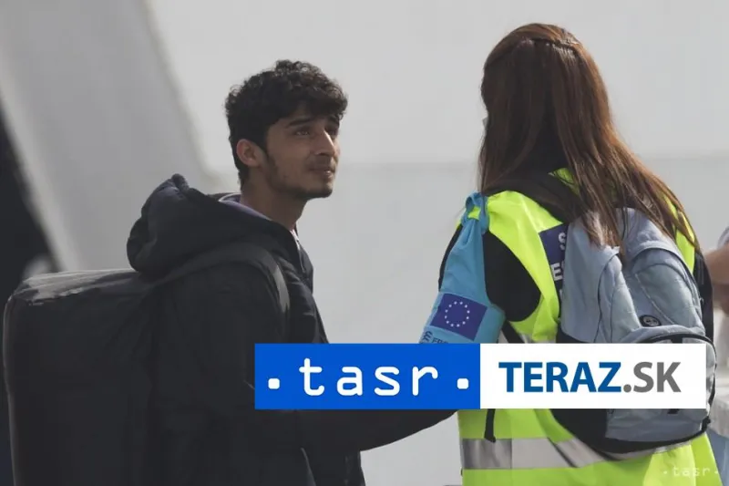 Nelegálni migranti z Alžírska sa na Slovensku zdržali krátko