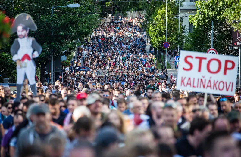 Opozičné volanie po predčasných voľbách nemožno brať vážne – Denník N