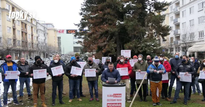 KORONAVÍRUS Majitelia reštaurácií žiadajú otvorenie prevádzok alebo adekvátne odškodnenie | Topky.sk