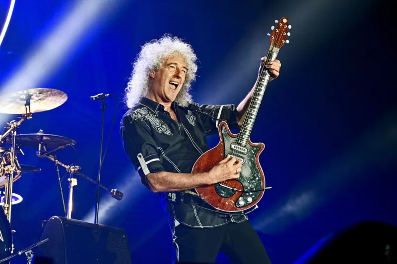 Brian May z kapely Queen je pozitívny, ľudí varuje pred omikronom: Koronavírus chytil na narodeninovej párty | Nový Čas