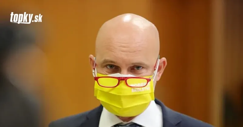 KORONAVÍRUS Gröhling vyzval pred nástupom do škôl na využitie samotestov | Topky.sk