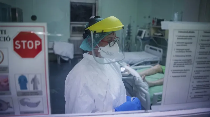 Počet obetí koronavírusu prekročil v Maďarsku 40 000: Opozícia je znepokojená | Nový Čas