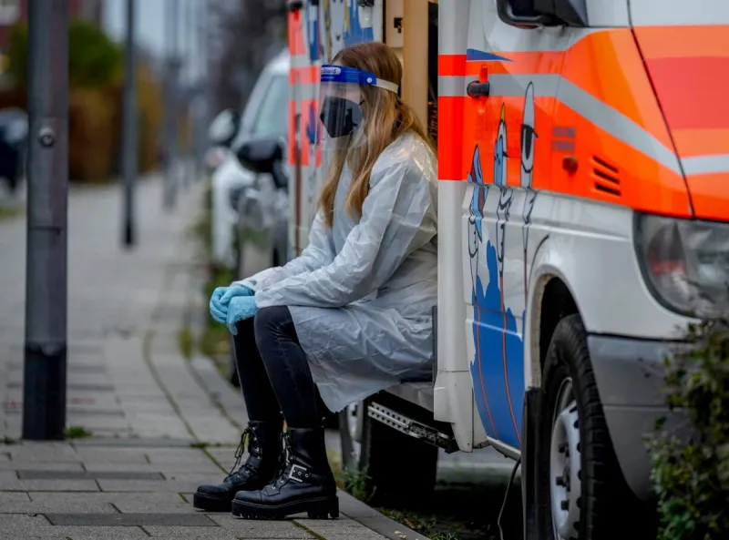 Koronavírus na Slovensku sledujeme minútu po minúte - SME