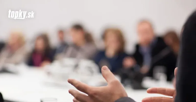 KORONAVÍRUS Poľsko rieši problém: Väčšina členov konzília odborníkov odstúpila! Už nechcú radiť vláde | Topky.sk