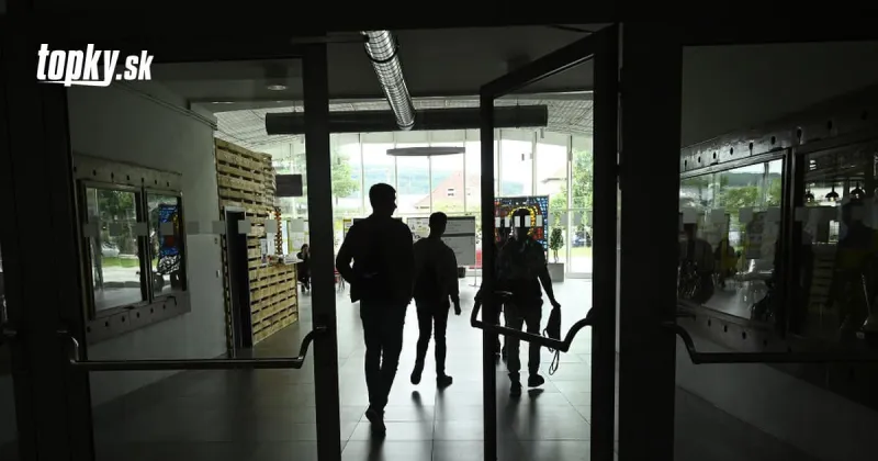 KORONAVÍRUS ŠRVŠ chce, aby sa riešili možnosti návratu študentov k prezenčnému vzdelávaniu | Topky.sk