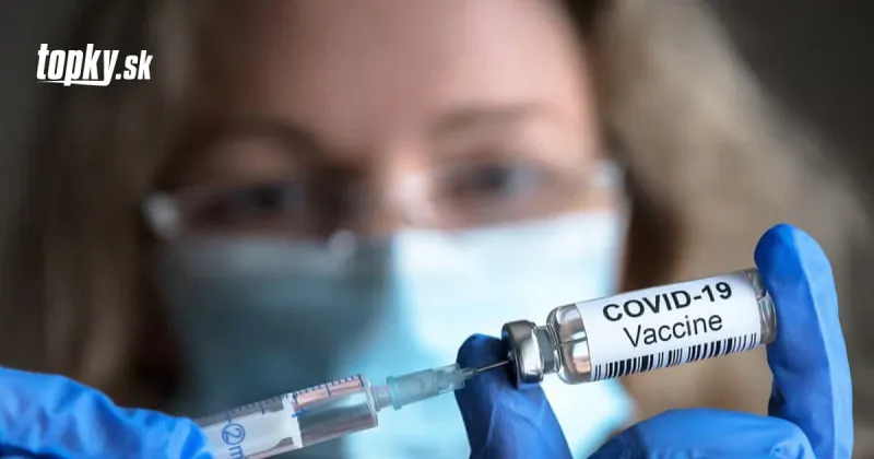 KORONAVÍRUS Po očkovaní treťou dávkou pacienti hlásia nezvyčajný vedľajší účinok | Topky.sk