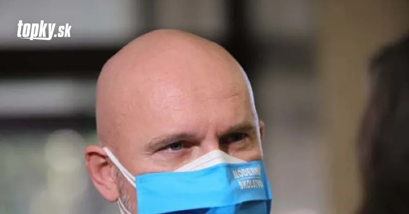 KORONAVÍRUS Karanténa by sa mala podľa Branislava Gröhlinga skrátiť na päť dní | Topky.sk