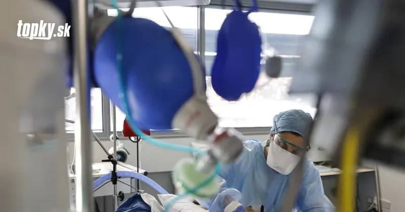 KORONAVÍRUS Pribudli tisícky nových prípadov a desiatky úmrtí: Počet hospitalizovaných klesol | Topky.sk