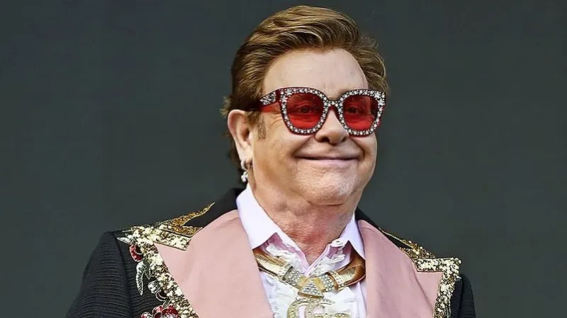 Koronavírus dobehol aj Eltona Johna: Fanúšikovia smútia, koncerty sa odkladajú na neurčito | Nový Čas