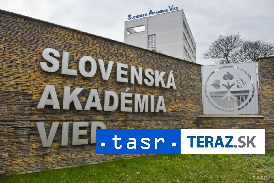 Dvojica vedcov zo Slovenskej akadémie vied získala 220.000 eur