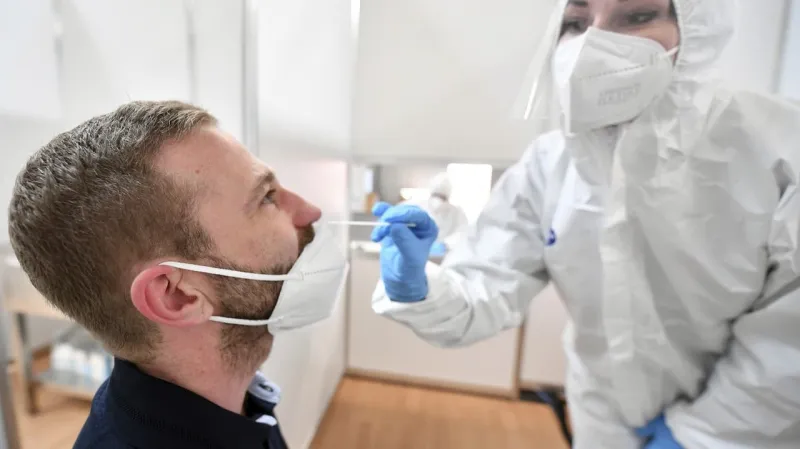 Koronavírus dominuje v Česku s hrozivými číslami: Pribudol druhý najvyšší počet nakazených od začiatku pandémie! | Nový Čas