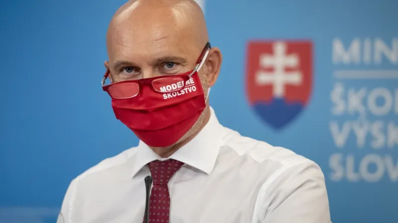 Koronavírus na Slovensku: Vláda bude rokovať o nákupe antigénových testov aj o refundácii pre mestá aj obce | Nový Čas