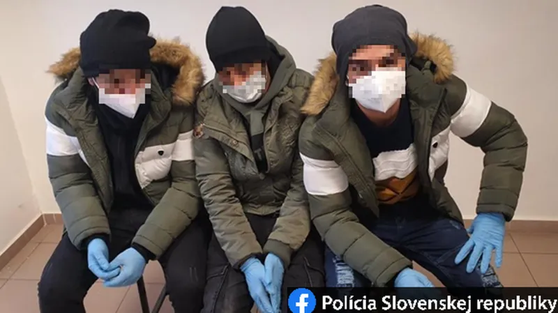 Polícia odhalila v medzinárodných rýchlikoch 7 migrantov: Rýchly proces s cudzincami | Nový Čas