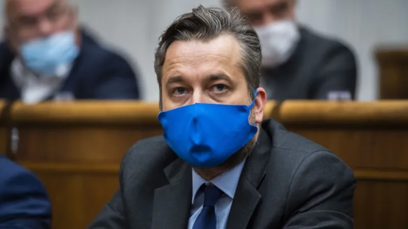 SAV vyzýva Blahu, aby v akadémii okamžite skončil. Poslanec odkázal, že ho nevyštvú - Domáce - Správy - Pravda