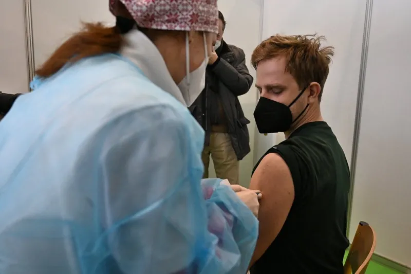 NCZI spustilo registráciu na štvrtú dávku vakcíny proti koronavírusu - SME