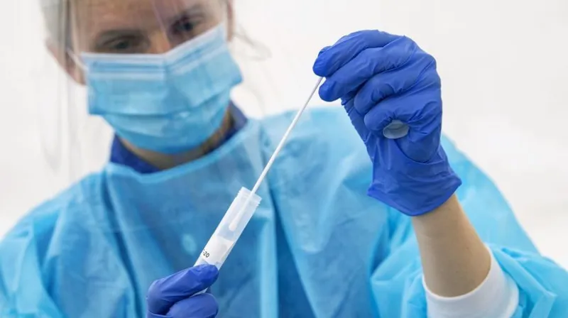 Na Slovensku pribudlo skoro 9000 prípadov nákazy koronavírusom a 28 obetí - Domáce - Správy - Pravda