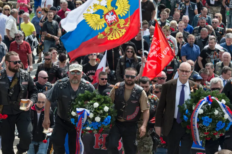 Slovenská pobočka Nočných vlkov by mala byť rozpustená, tvrdí SaS - SME