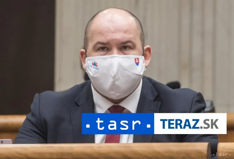 P. Pčolinský nezahlasuje za súdnu mapu, ak by neprešli stavebné zákony