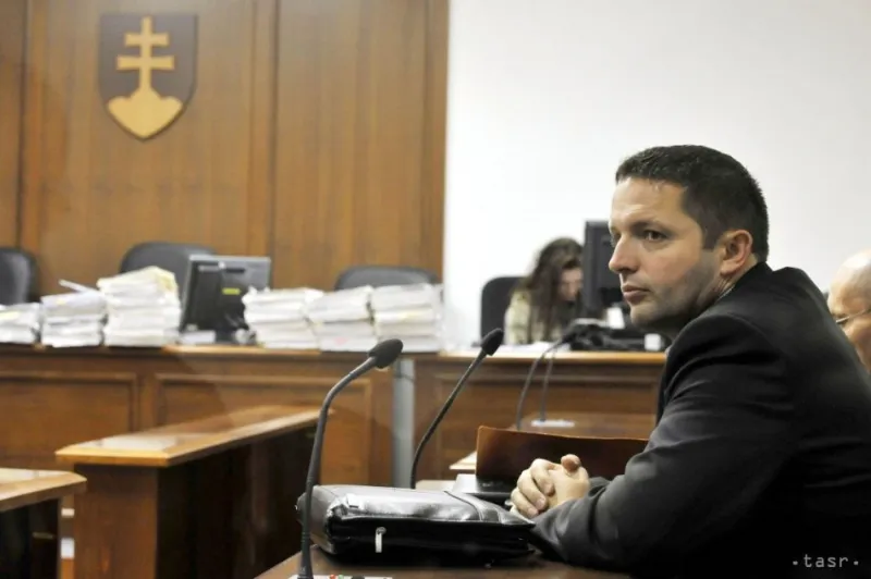 V kauze tunelovania nebankoviek sa čaká na telemost so Železným