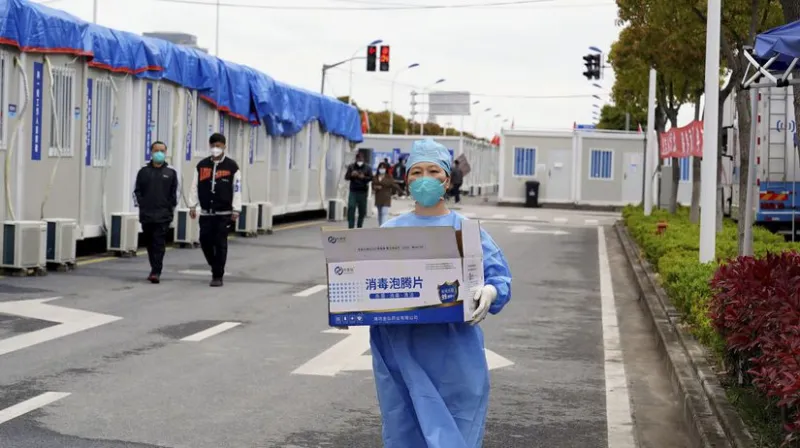 Šanghaj hlási prvé úmrtia na covid od začiatku lockdownu - Svet - Správy - Pravda