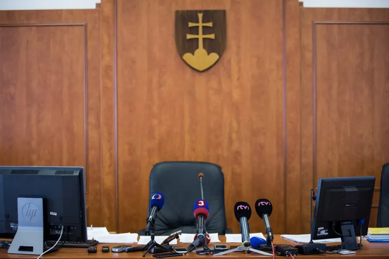 Obvinený Jozef Rehák z akcie Judáš zostáva vo väzbe - SME