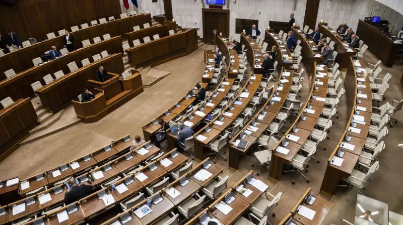 Poslanci budú o vydaní Fica spravodlivosti hlasovať v stredu - Domáce - Správy - Pravda