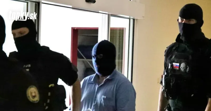 Andruskó spomenul aj Kočnerovho exkamaráta: Tótha som spoznal na fotke na NAKA! Policajt vypol počítač | Topky.sk
