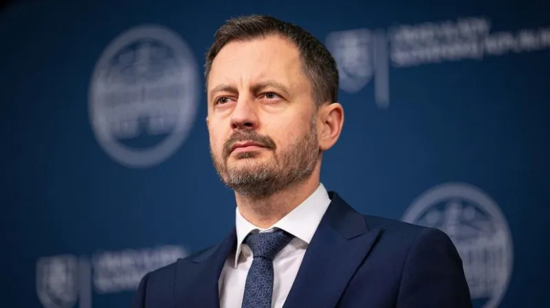 Vláda v prípade darovania migov Ukrajine osloví ústavných právnikov, informoval Heger - Domáce - Správy - Pravda