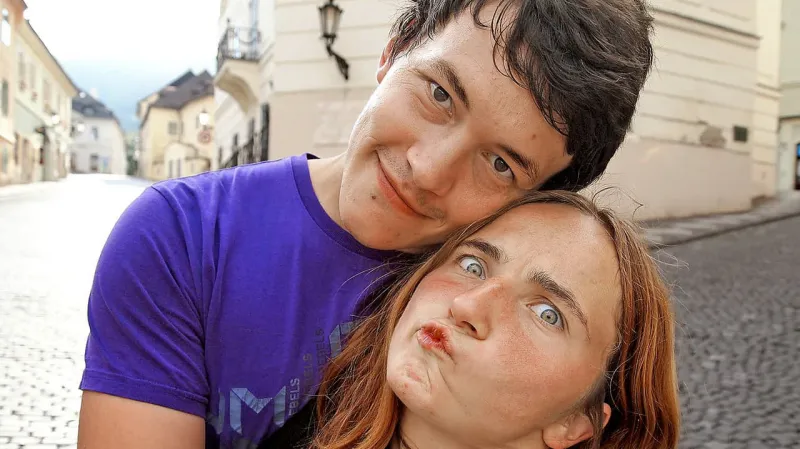 Vláda spravila niečo dojemné: Takto si uctili pamiatku zavraždeného Kuciaka († 27) a jeho snúbenice († 27) | Nový Čas