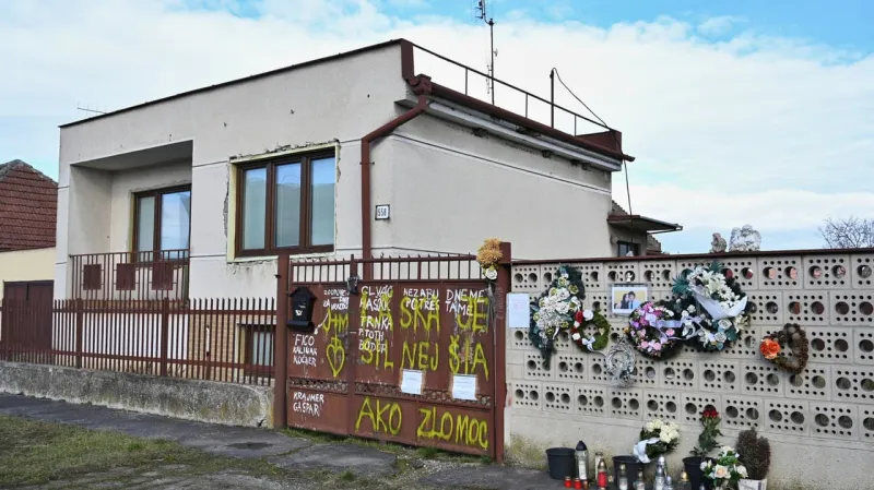 Dom po Kuciakovi († 27) zrovnajú so zemou: Dojemné slová rodičov obetí! Čo si pred búraním vzali? | Nový Čas