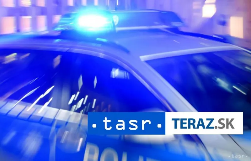 V Maďarsku našli 17 migrantov v kamióne, museli privolať záchranku