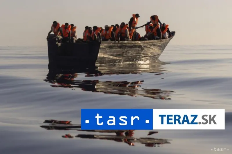 Taliansko zachránili zhruba 120 migrantov v Stredozemnom mori