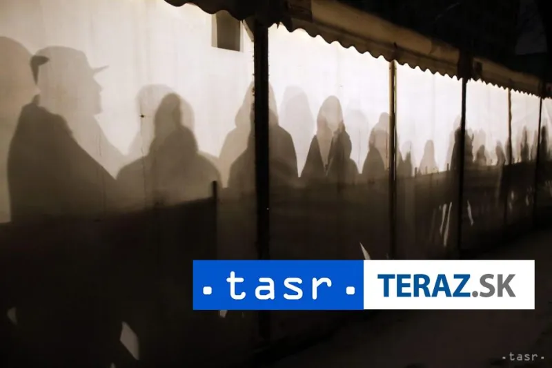 Do Británie sa od začiatku roka doplavilo vyše 10.000 migrantov