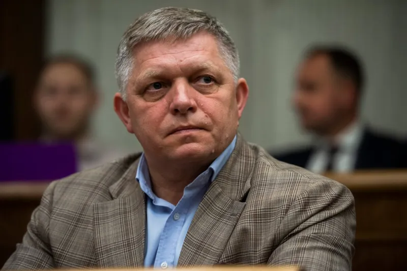 Fico ukázal prvých desať miest kandidátky Smeru, sú tam Blaha, Gašpar či Kaliňák - SME