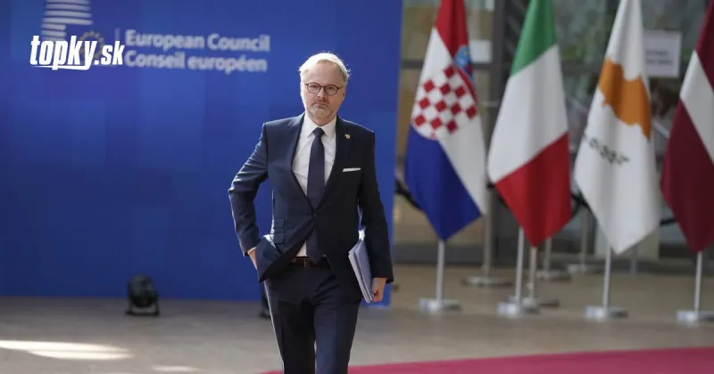 Český premiér kritizuje spojencov: Postoj Maďarska a Poľska k migrácii na summite EÚ prekáža záujmom Česka | Topky.sk