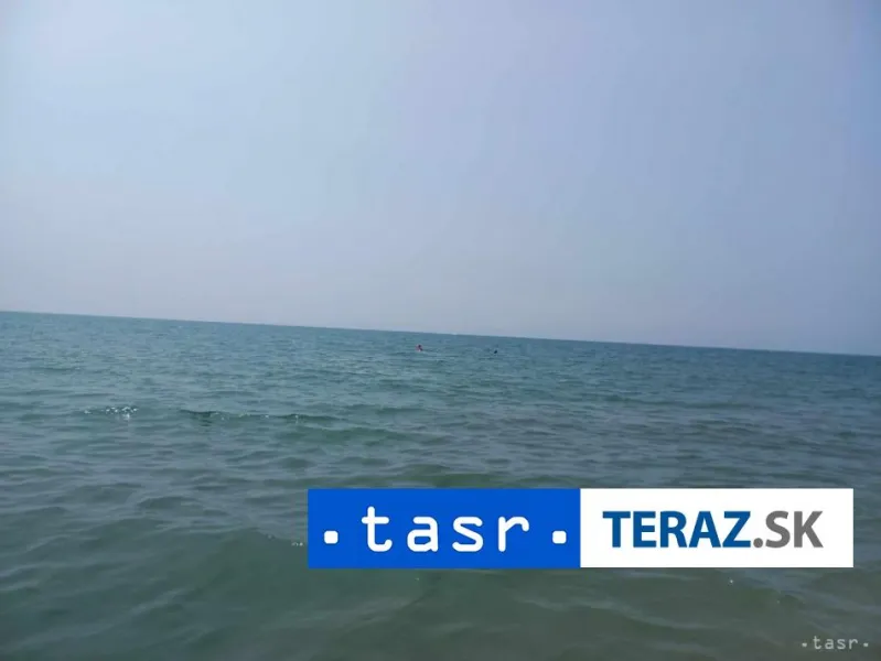 Briti evidujú rekordný počet migrantov prichádzajúcich v jednej lodi