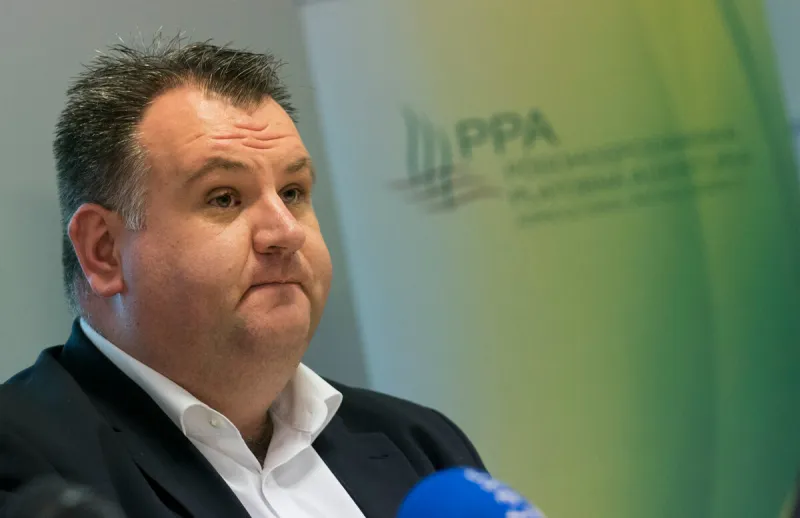 Hlavné pojednávanie v korupčnej kauze Dobytkár bude pokračovať v septembri - SME