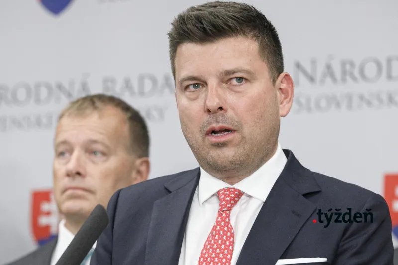 Obvinený poslanec Národnej rady je Martin Borguľa zo Sme rodina |  | .týždeň - iný pohľad na spoločnosť