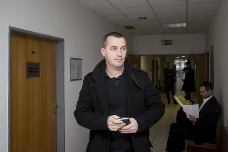 Novinári podľa súdu môžu Ďuricu označiť za neonacistu - SME