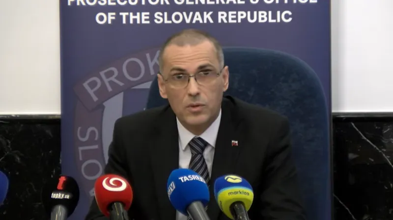 Žilinka zrušil trestné stíhanie Borguľu - Správy RTVS