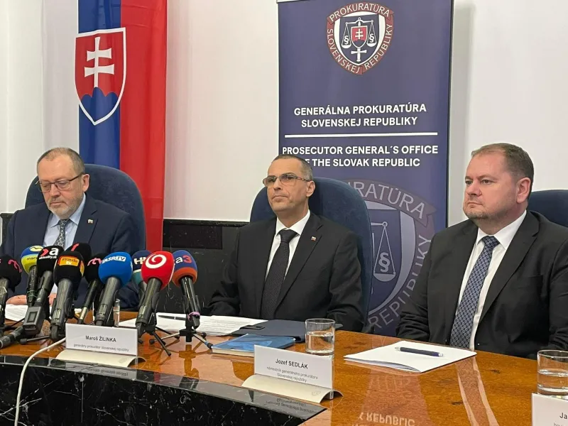 HNonline.sk - Žilinka zrušil obvinenie Fica a Kaliňáka