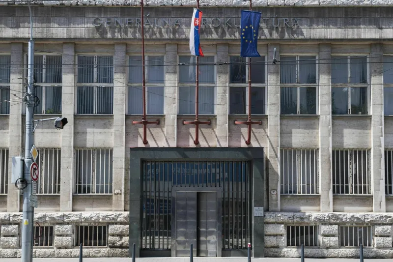 HNonline.sk - Generálna prokuratúra posúdi postup Lipšicovho prokurátora pri rozhodovaní o sťažnostiach v kauze Súmrak