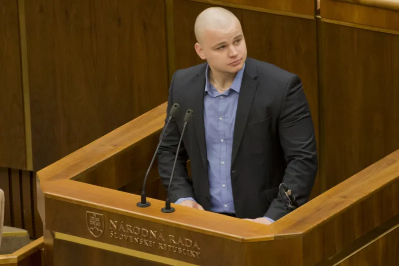 Mazurek je vinný za hanobenie národa, má zaplatiť pokutu - SME